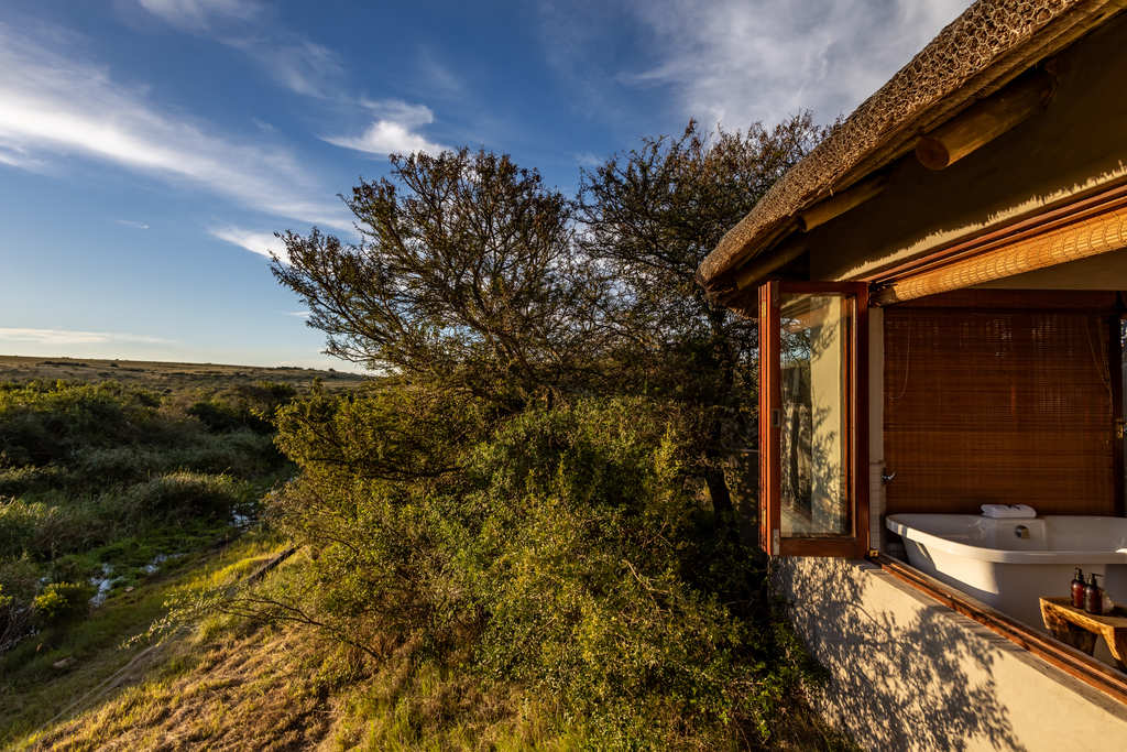 Hlosi Game Lodge 6